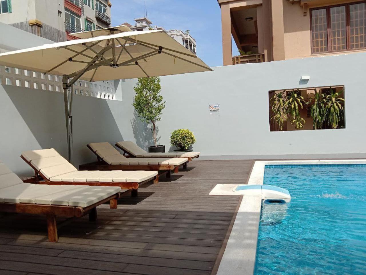 Hamptons Apartments Phnom Penh Exterior foto